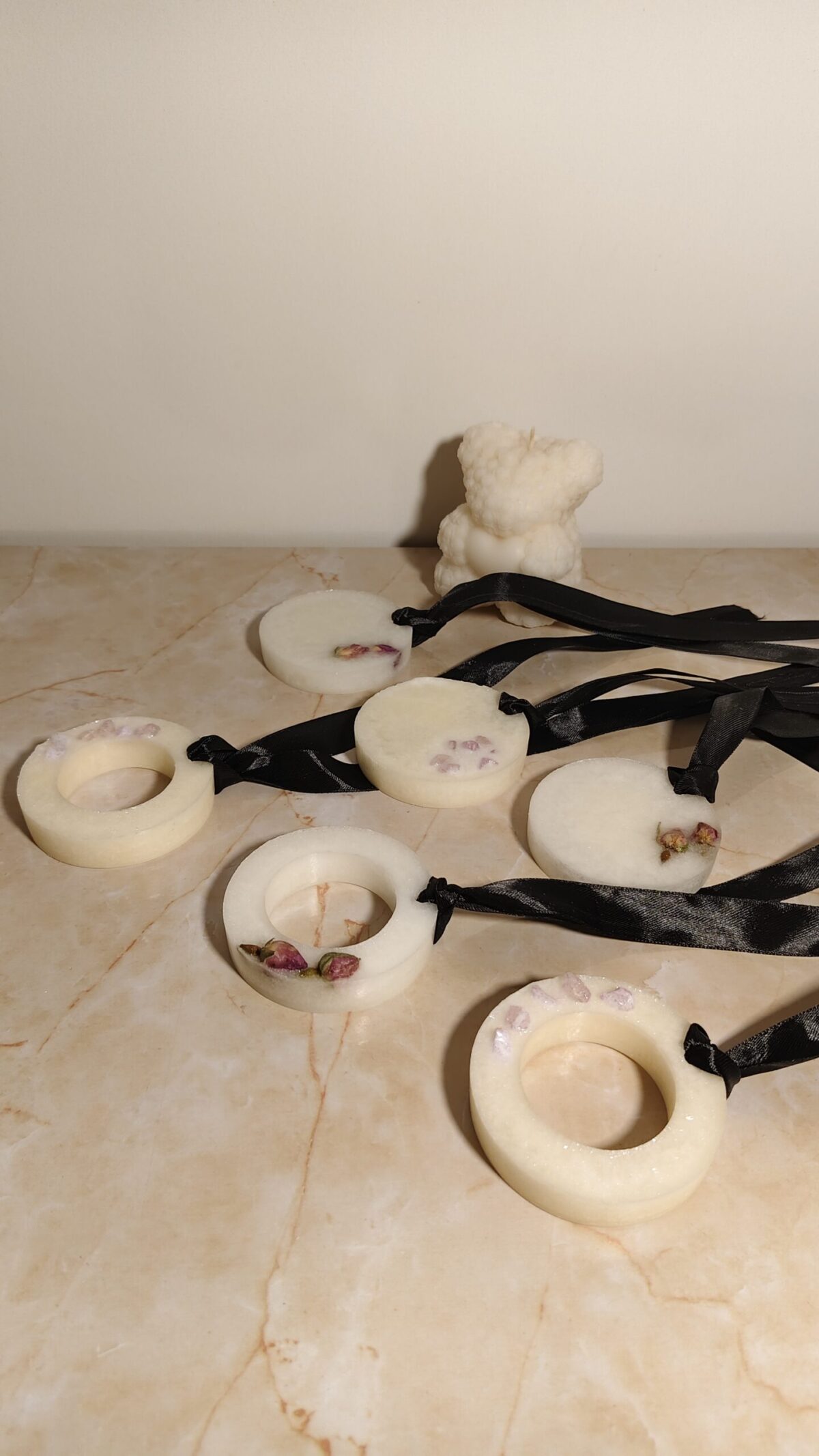 Wardrobe Wax Tablets 🌷 - Image 1
