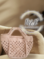 شنطة كروشيه هاند ميد – تصميم مربعات جراني كلاسيك