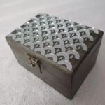 Wooden box with mirrors - Image 3