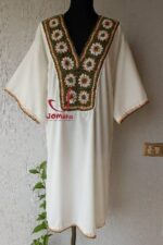 فستان اوف وايت