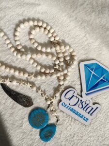 سبحة فيروز أبيض