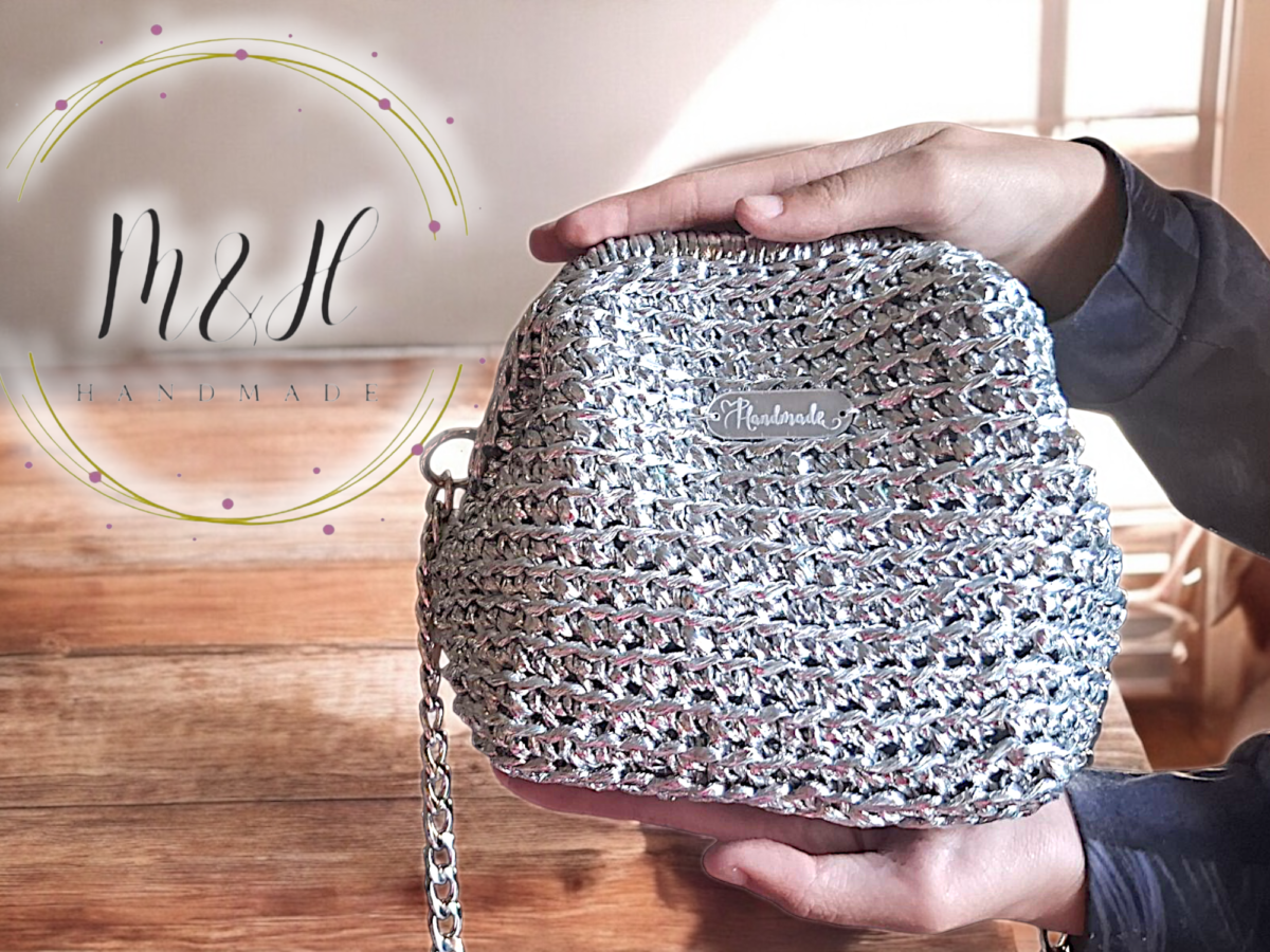 👜 شنطة سهرة كروشيه فضي – Handmade Silver Evening Bag - Image 1