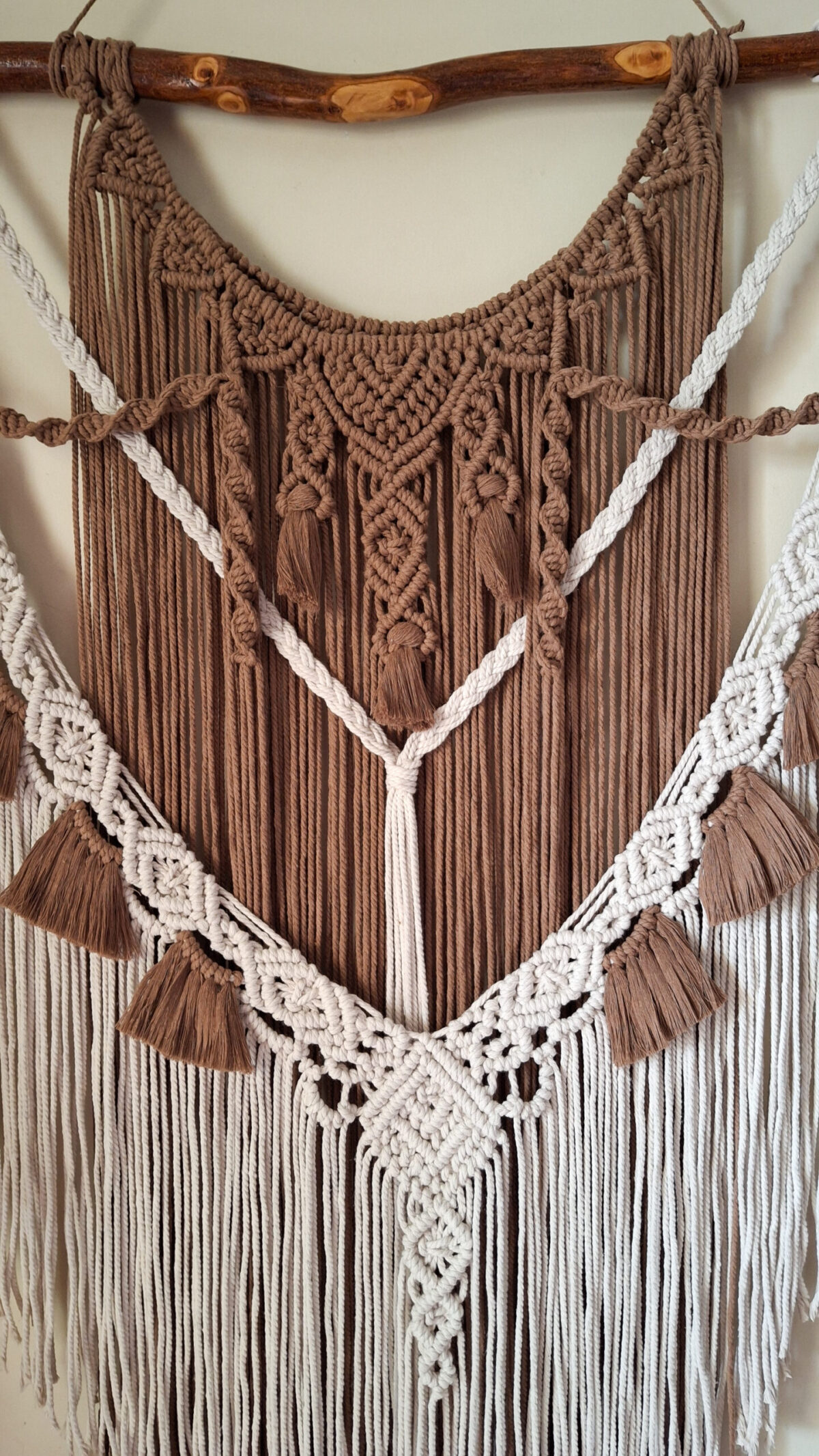 Large macrame wall hanging - Image 3