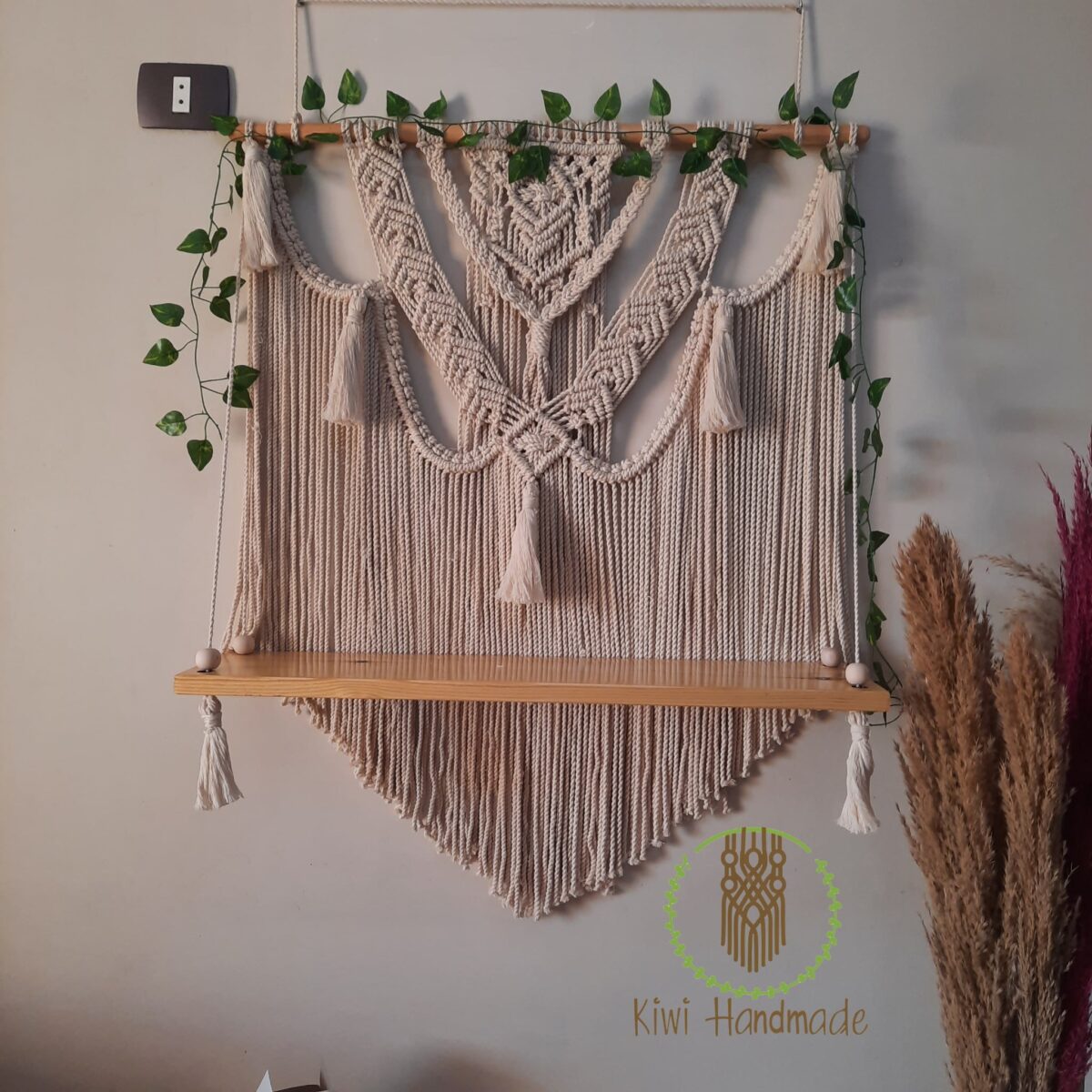 Macrame wall shelf - Image 3